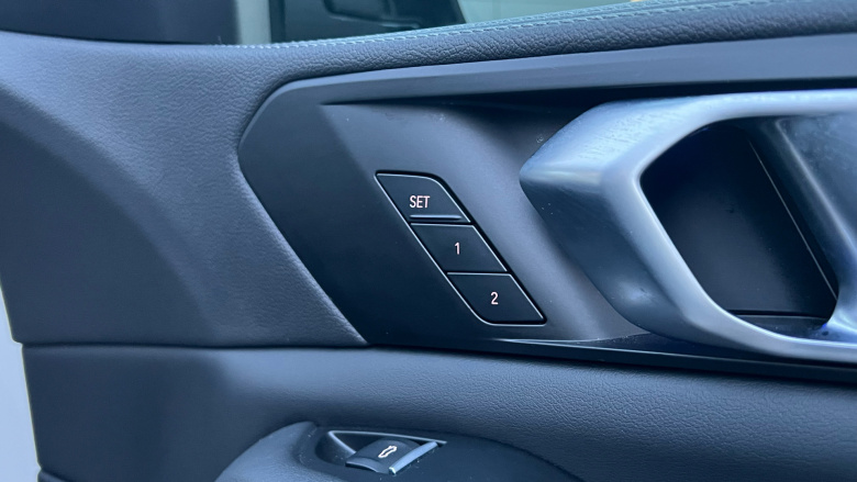 BMW X5 xDrive30d MHT M Sport 5dr Auto Diesel Estate